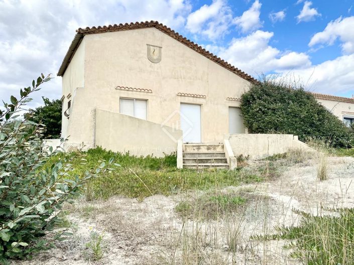 Image No.1-3 Bed House for sale