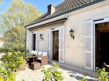 1 - Beaune, Maison