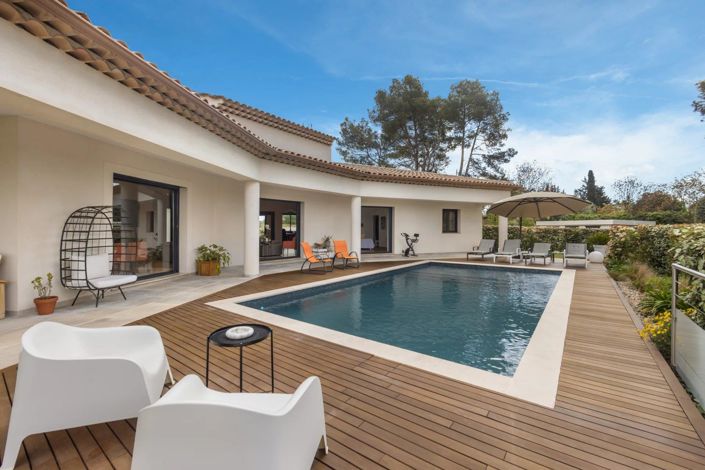 Image No.1-3 Bed House for sale