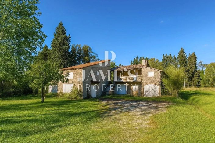 Image No.1-4 Bed House for sale