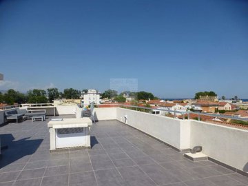 1 - Villeneuve-Loubet, House