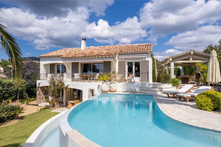 Image No.1-4 Bed House for sale
