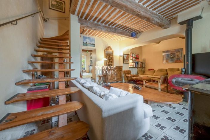 Image No.1-4 Bed House for sale