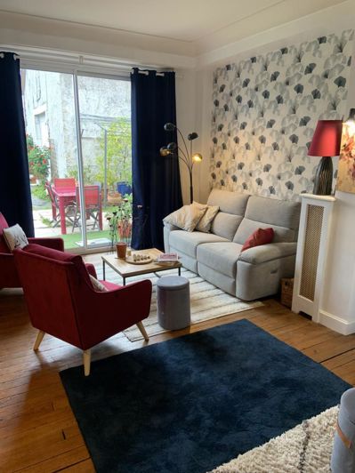 Image No.1-4 Bed House for sale