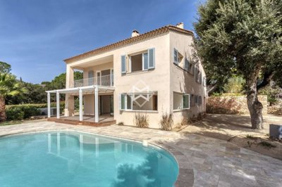 1 - La Croix-Valmer, House