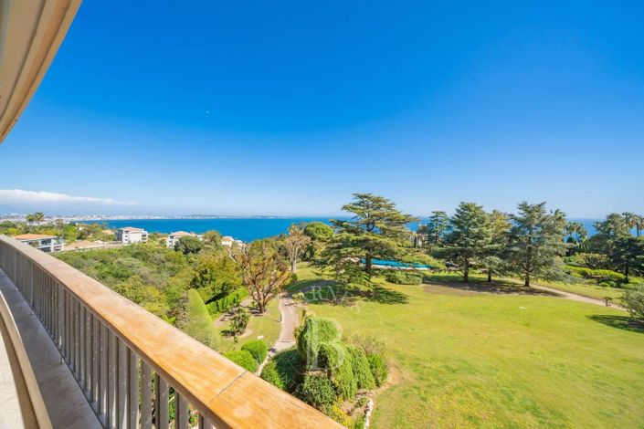 Image No.1-3 Bed Apartment for sale