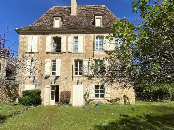 Image No.1-7 Bed House for sale