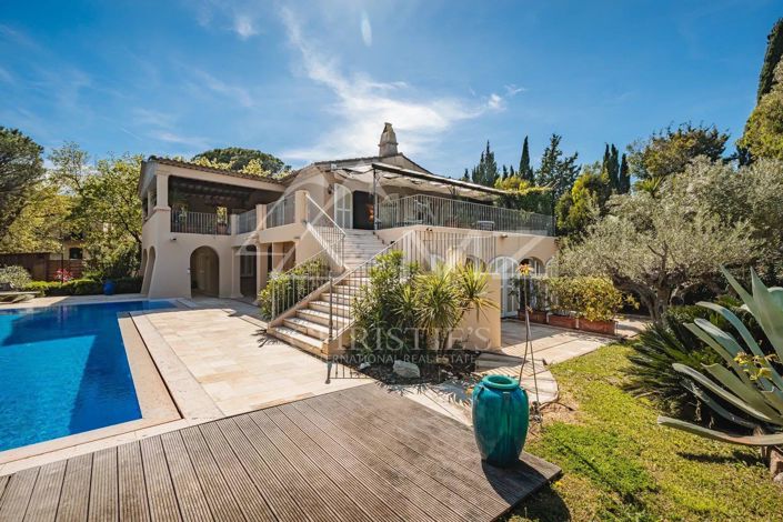 Image No.1-5 Bed House for sale