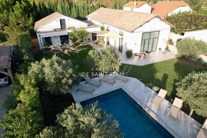 Image No.1-6 Bed House for sale