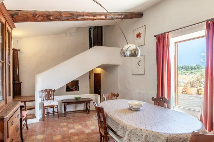 Image No.1-4 Bed House for sale