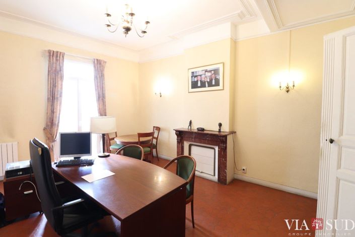Image No.1-3 Bed Apartment for sale