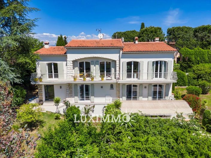 Image No.1-5 Bed House for sale