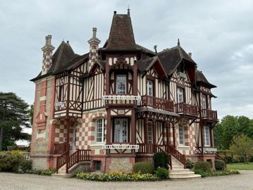 1 - Cabourg, House