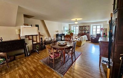 1 - Lons-le-Saunier, Appartement