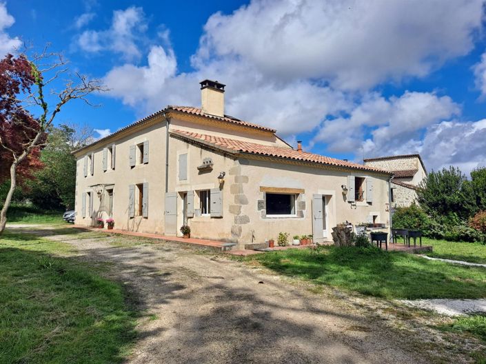 Image No.1-5 Bed House for sale