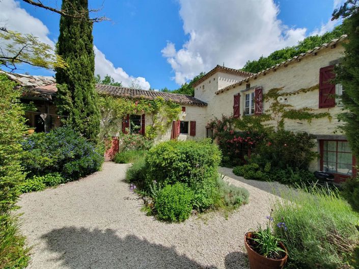 Image No.1-4 Bed House for sale