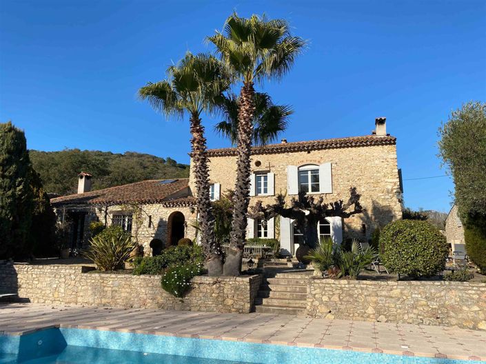 Image No.1-Maison de 8 chambres à vendre à Grimaud