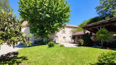 1 - Castelnau-Montratier, House