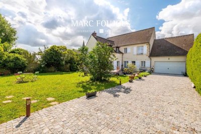 1 - Chamant, House