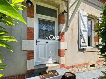 1 - Montluçon, House