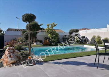 1 - Caux, House