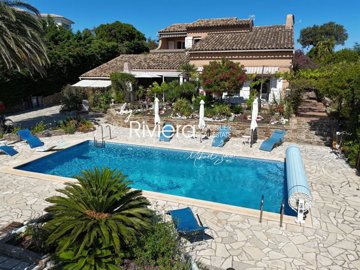 1 - Cavalaire-sur-Mer, House