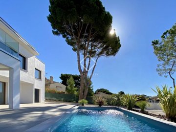 1 - Herault, Maison