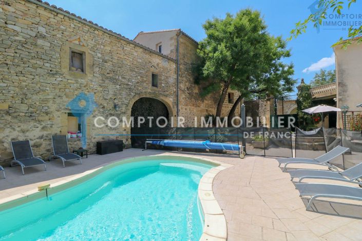 Image No.1-Maison de 9 chambres à vendre à Uzès