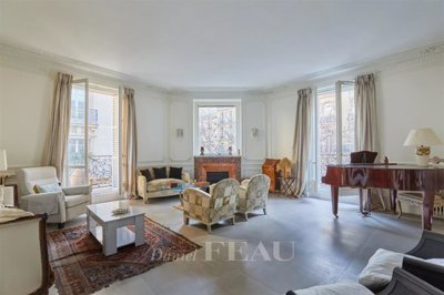 1 - Paris, Apartment