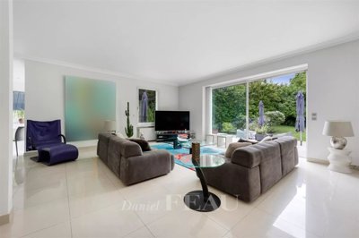 1 - Versailles, House