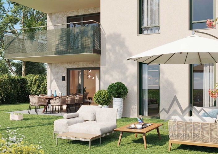 Image No.1-4 Bed Apartment for sale