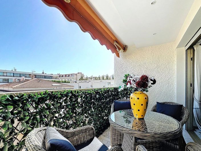 Image No.1-2 Bed Apartment for sale
