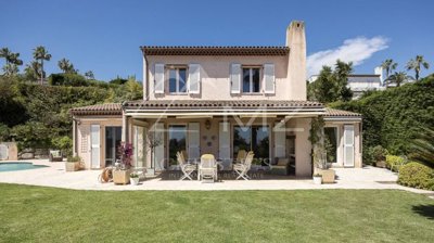 1 - Villeneuve-Loubet, House
