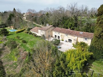 1 - Auch, Maison