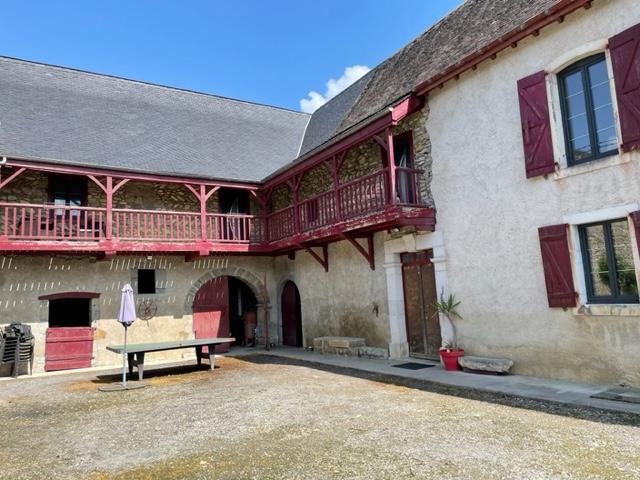 Image No.1-7 Bed House for sale
