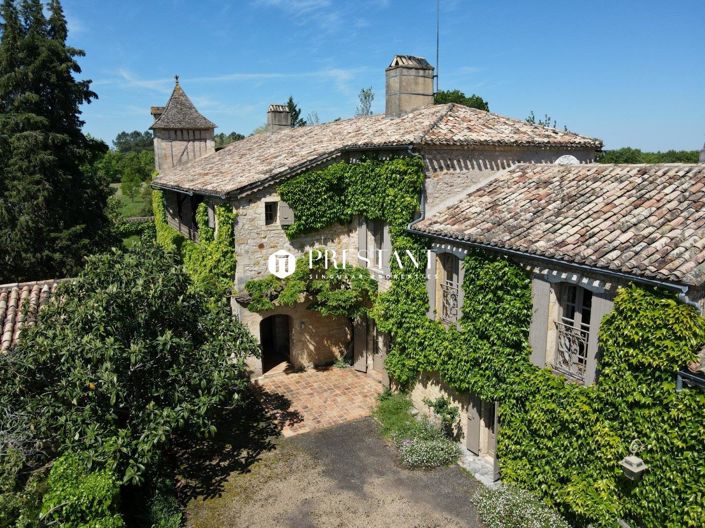 Image No.1-Propriété de 8 chambres à vendre à Villeréal