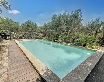 1 - Le Val, House