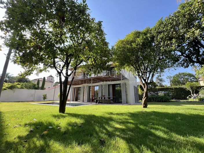 Image No.1-3 Bed House for sale
