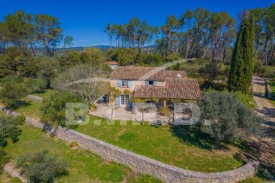 1 - Lorgues, House