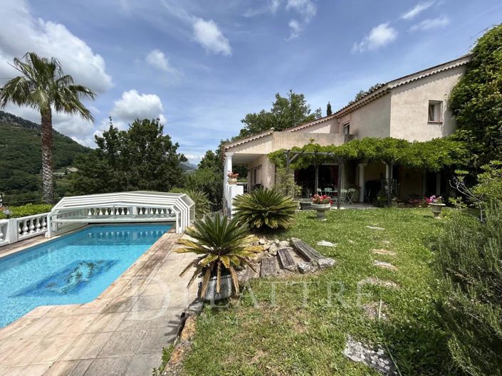 Image No.1-4 Bed House for sale