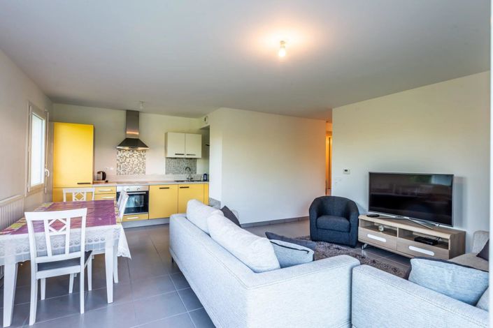Image No.1-2 Bed Apartment for sale