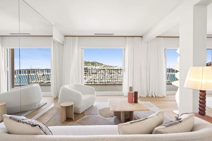 Image No.1-3 Bed Apartment for sale