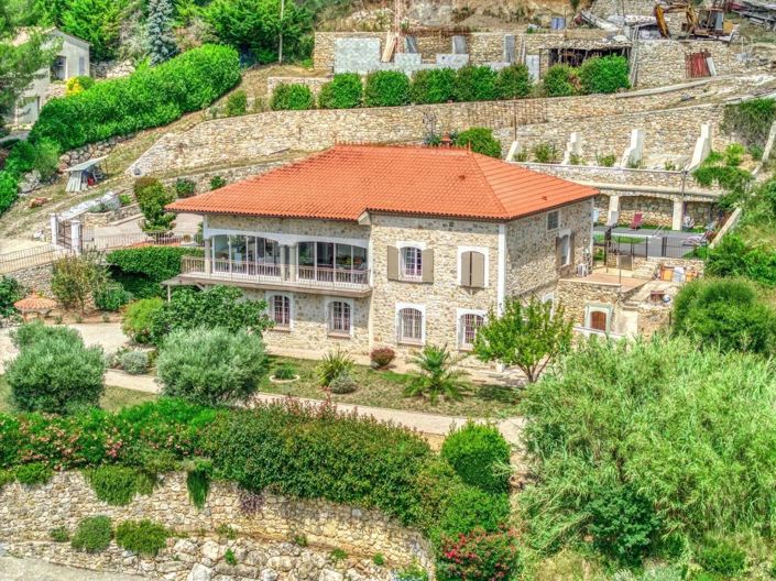 Image No.1-6 Bed House for sale