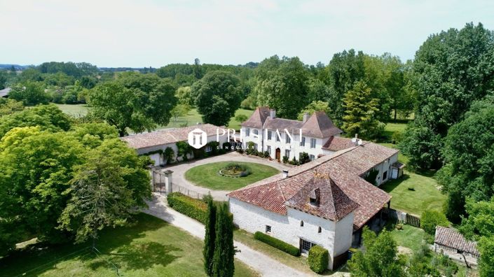 Image No.1-Propriété de 10 chambres à vendre à Beaumont-du-Perigord