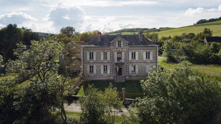Image No.1-Maison de 7 chambres à vendre à Villeneuve-sur-Yonne
