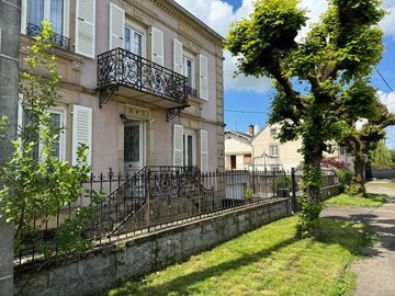 1 - Franche-Comté, House