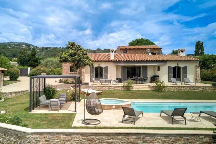 Image No.1-Maison de 4 chambres à vendre à Châteauneuf-Grasse