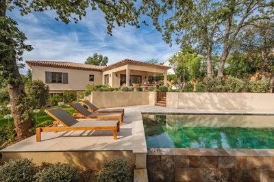 1 - Gassin, House