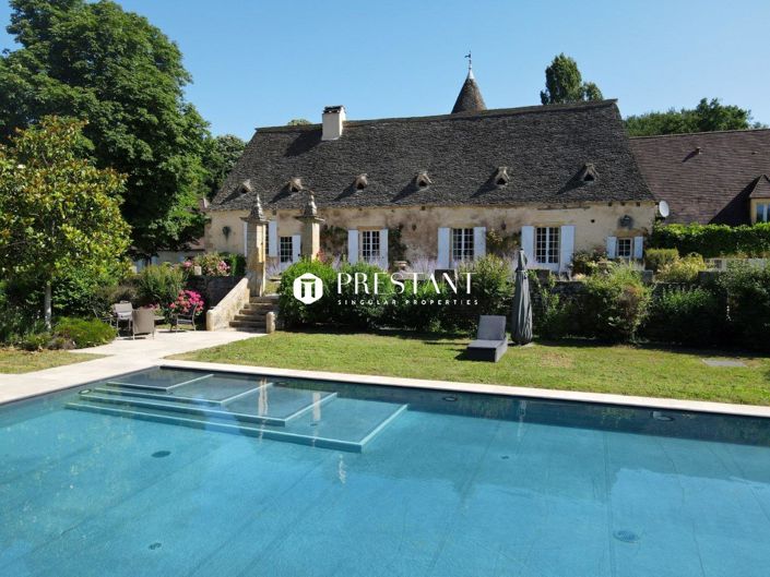 Image No.1-9 Bed House for sale