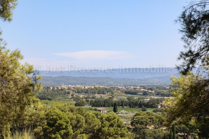 Image No.1-5 Bed Property for sale